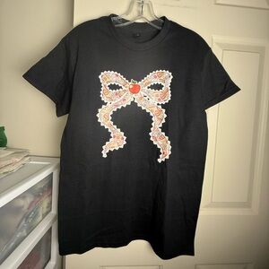Small Black Graphic Tee with Pink & Red Bow Motif Teachers Bow T shirt Glitter